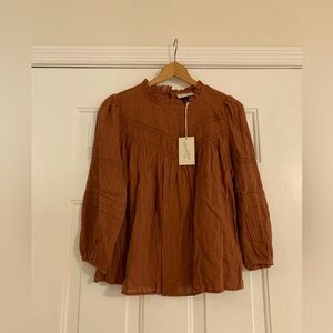 Universal Thread NWT burnt orange boho top